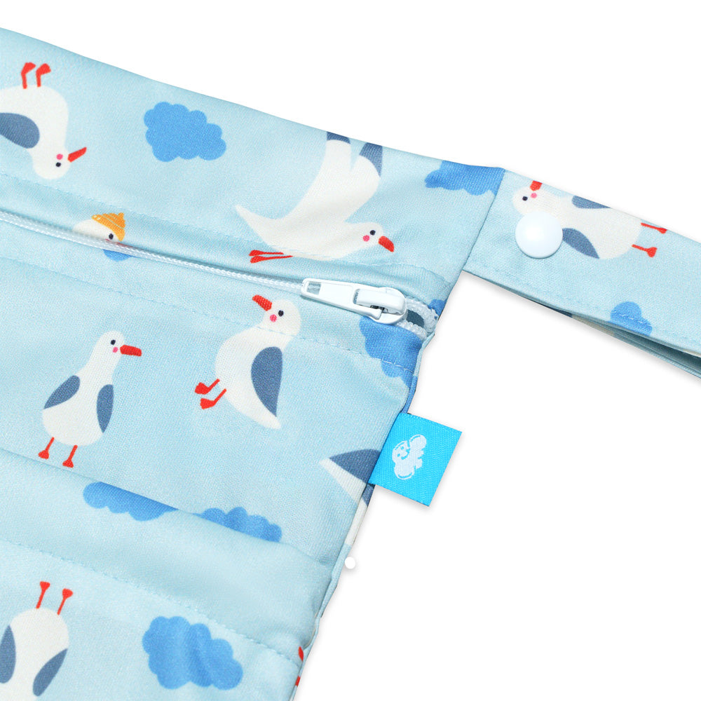 Little Clouds - doppelte Nasstasche mit Trockenfach (Wet & Drybag) - Gr. L (53x44 cm)