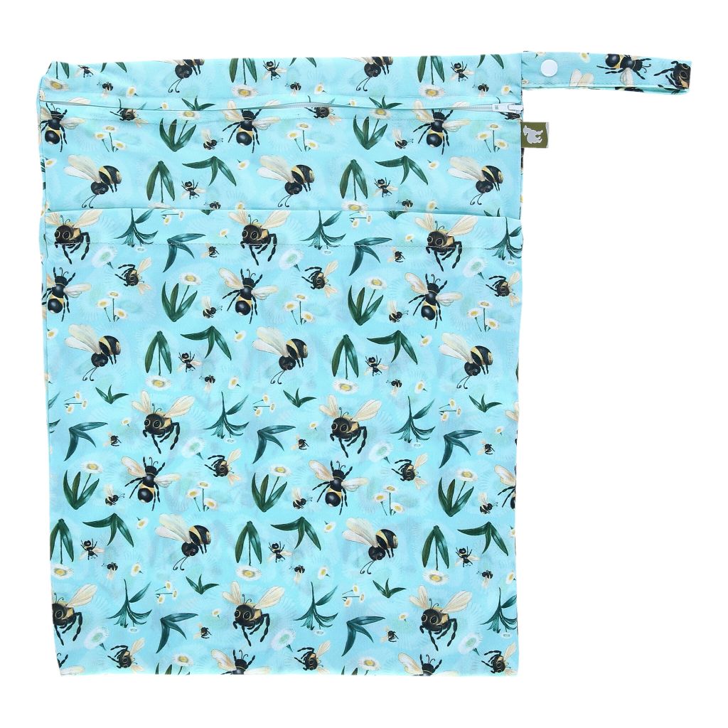 Little Lamb - Nasstasche mit Trockenfach - Wetbag mit Schlaufe - Gr. L (33x46 cm)