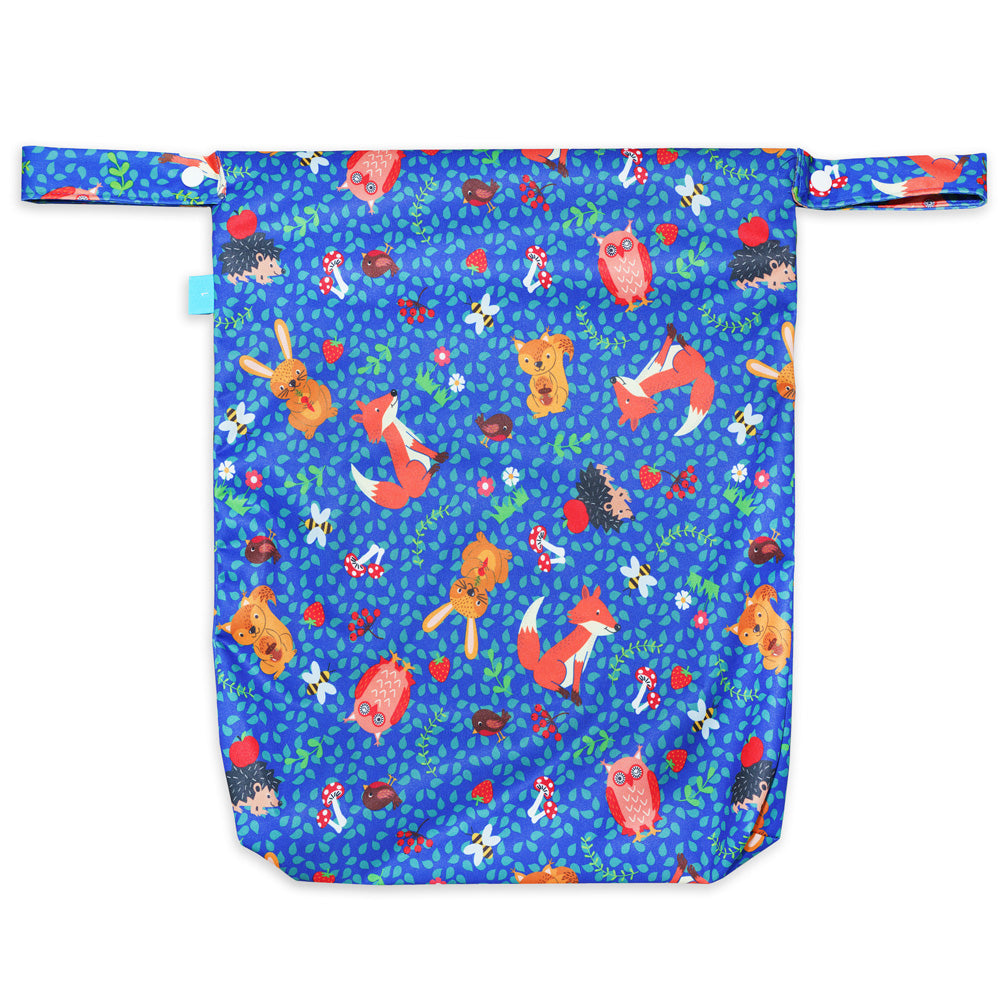 Little Clouds einfache Nasstasche (Wetbag) Größe M im Design Waldtiere von hinten