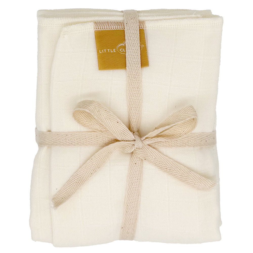 Little Clouds Prefolds 4-8-4 im 5er-Pack von oben, mit Stoffband und Schleife zusammengebunden
