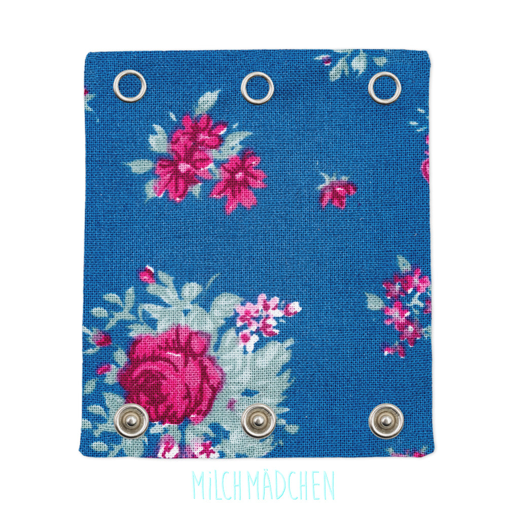 Milchmädchen Bodyverlängerung (Bodyerweiterung) einzeln im Design Rosen Blau – Größe 1 (Druckknopf Ø 7,7 mm)