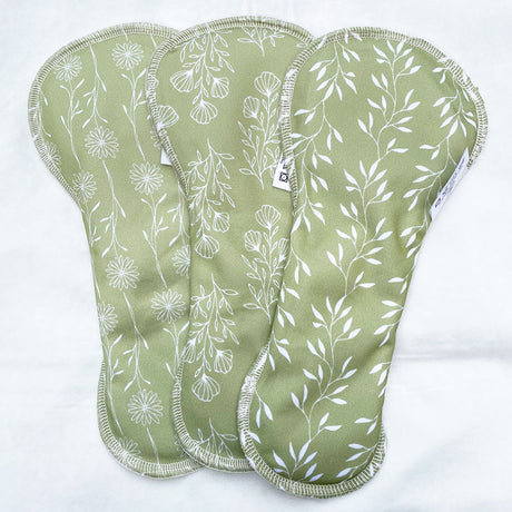 Blümchen - auslaufsichere Slip-Einlage (Menstruations-Binde) - Floral (Grün) Hanf-Bambus - 3 Stück