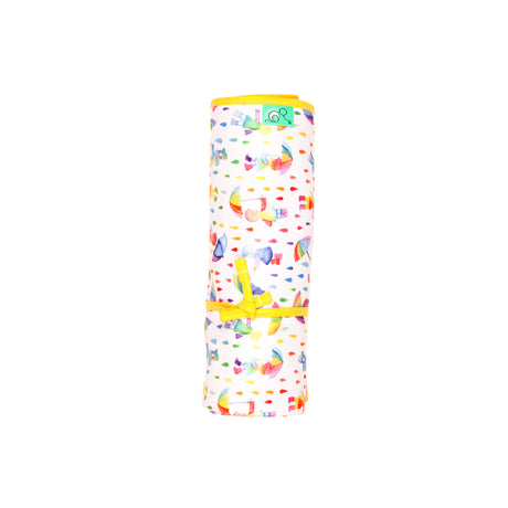 TotsBots - wasserdichte Wickelunterlage "Happy Mat" (72x47 cm)