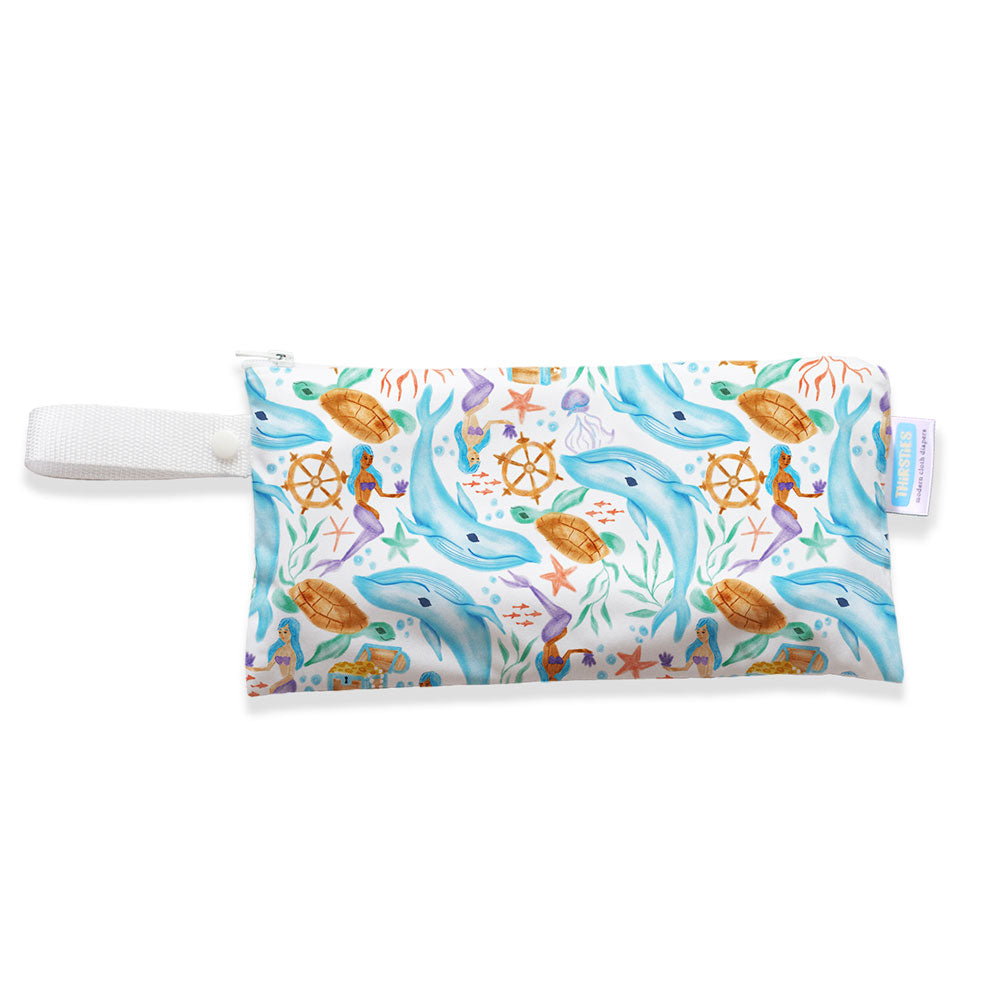 Thirsties - Clutch Bag mit Knopf-Schlaufe - Gr. XS (14x27cm)