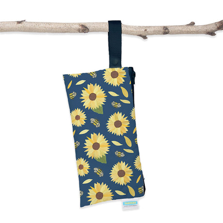 Thirsties - Clutch Bag mit Knopf-Schlaufe - Gr. XS (14x27cm)