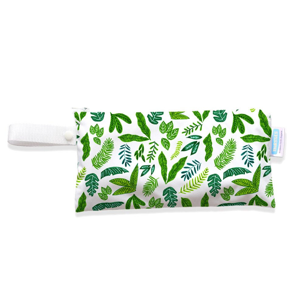 Thirsties - Clutch Bag mit Knopf-Schlaufe - Gr. XS (14x27cm)