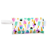 Thirsties - Clutch Bag mit Knopf-Schlaufe - Gr. XS (14x27cm)