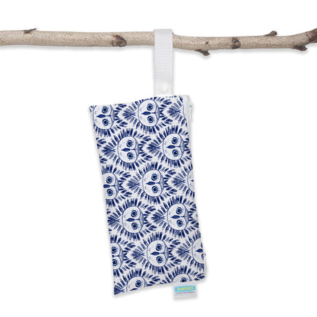 Thirsties - Clutch Bag mit Knopf-Schlaufe - Gr. XS (14x27cm)