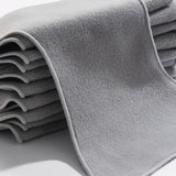 Stapel grauer Bambino Mio Fleece Liner