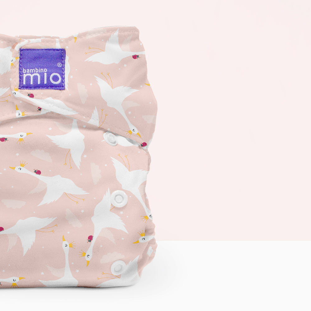 Bambino Mio MioSolo Classic AIO Windel Feather Flight in Seitenansicht