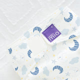 Detail der Bambino Mio MioSolo Classic Magical Moon: Klettverschluss und Etikett