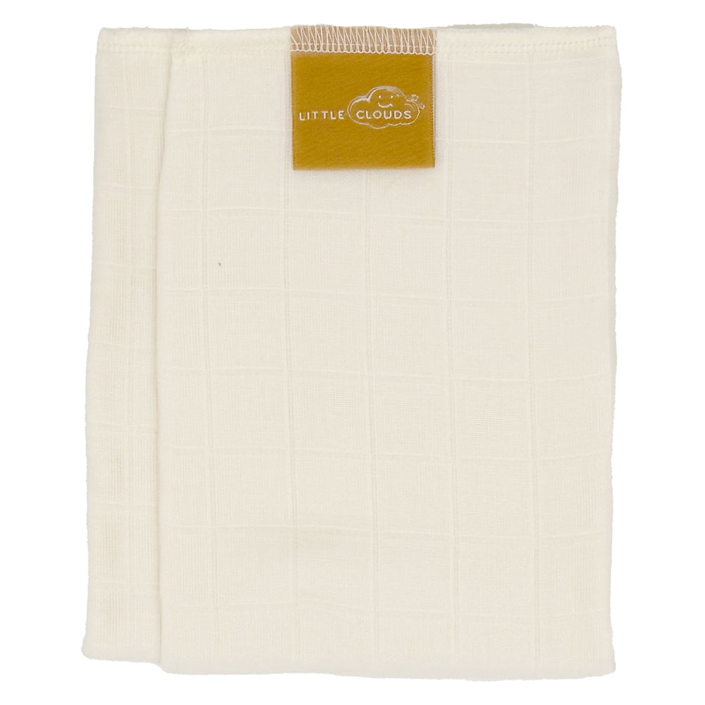 Einzelne gefaltete Little Clouds Prefold-Windel aus Bio-Baumwolle mit goldenem Etikett