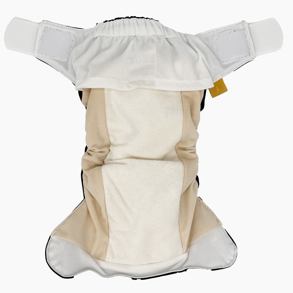 Innenseite der Little Clouds SuperCloud AIO Gold Edition mit naturfarbenem Saugkern und goldenem Etikett