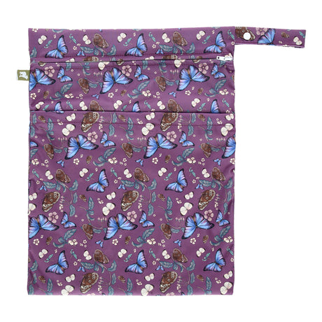 Little Lamb Nasstasche Größe L im Design Butterfly Ballad mit Schmetterlingen auf Violett, von vorn mit Trockenfach und Schlaufe