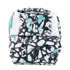 Mommy Mouse Pocketwindel One Size (4–16 kg) im Design Adelia von vorn, mit Druckknöpfen