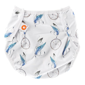 XKKO waschbare Schwimmwindel One Size (4–15 kg) im Design Dream Catchers (Traumfänger) von vorn mit Druckknöpfen